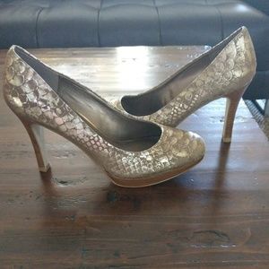 Brand new Moda Spana womens high heel pumps